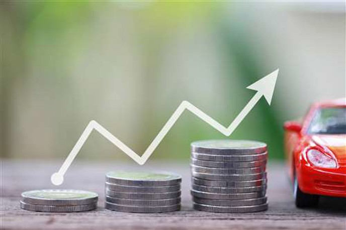 Aumento dei costi delle polizze RC Auto: +12.6% dal 2023 al 2025